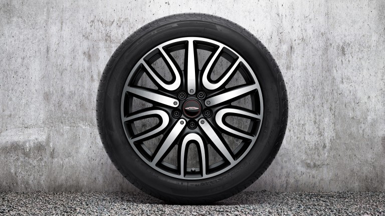 18 "JCW ЛЕГКОСПЛАВНЫЕ THRILL SPOKE СТИЛЬ 529