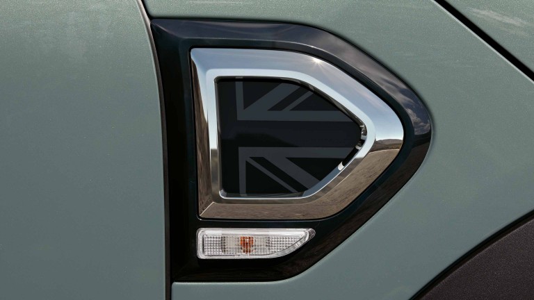 MINI Countryman – Side Scuttles - Night Jack